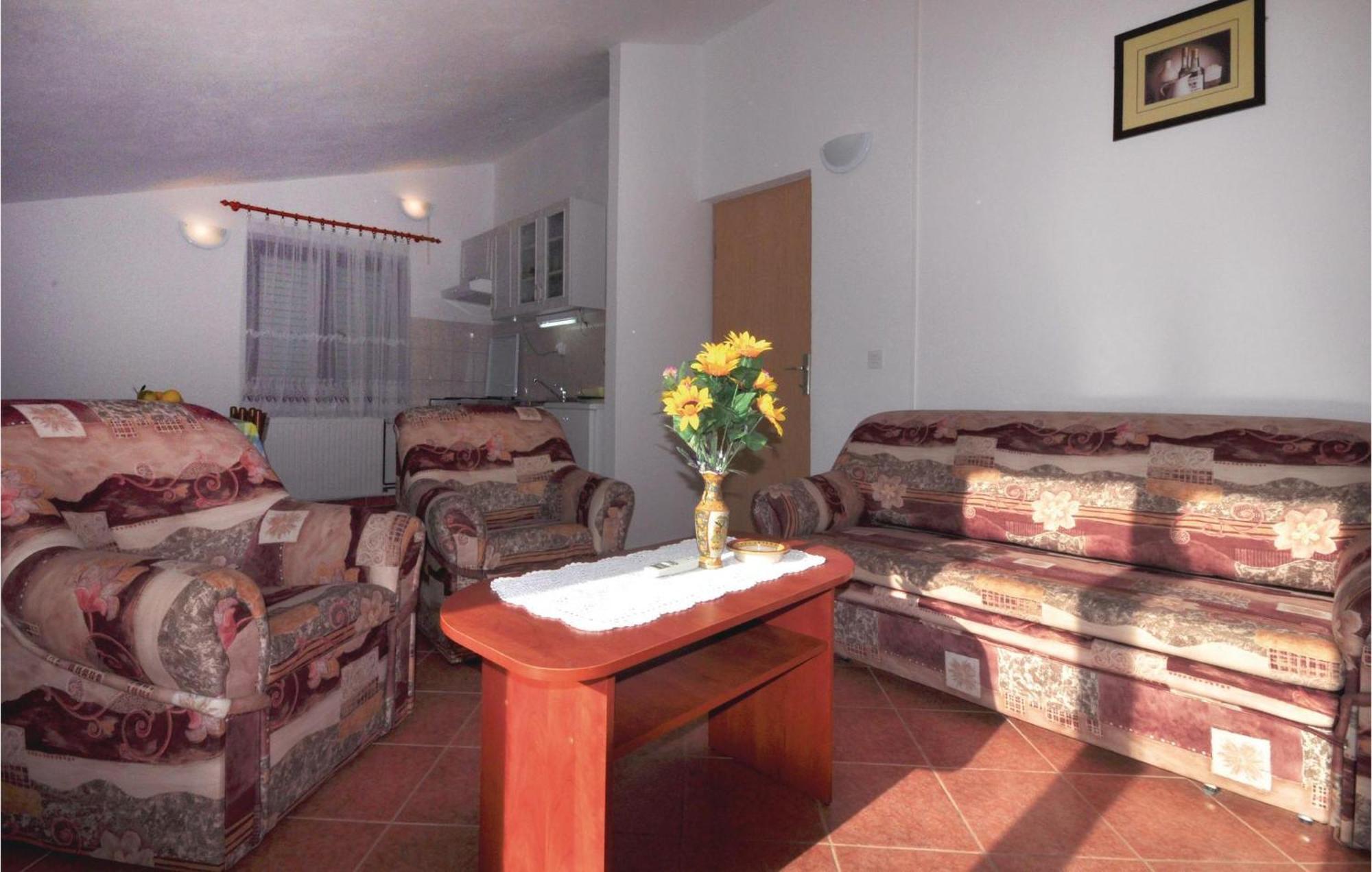 Amazing Apartment In Trogir With Kitchen Экстерьер фото